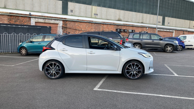 Toyota Yaris 1.5 Hybrid GR Sport 5dr CVT Hybrid Hatchback